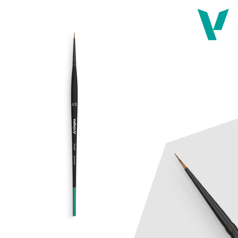 Detail - Size 4/0 Brush - Synthetic Round - Vallejo